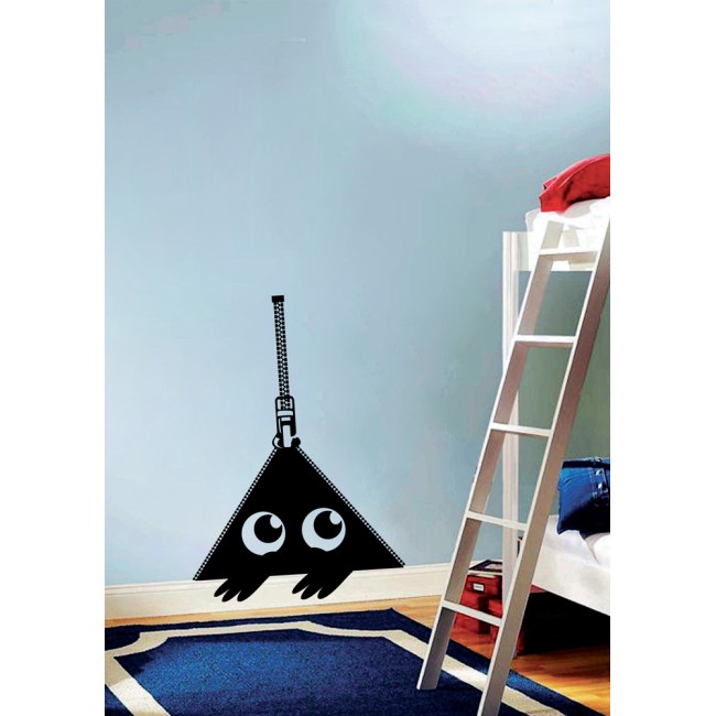 Szörnyecske a cipzár mögött - Falmatrica / Faltetoválás