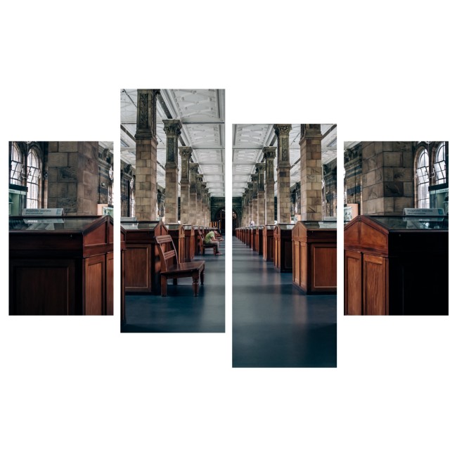Többrészes vászonkép - A múzeumban