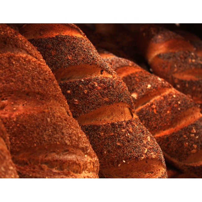 Mákos cipók frissen sülve