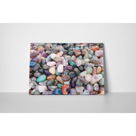 Színes ásványi kövek