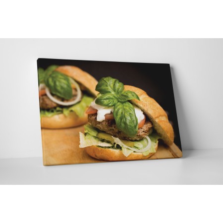 Hamburger bazsalikommal