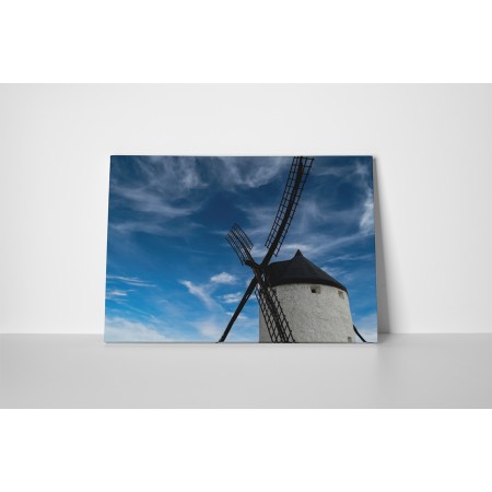 Szélmalom vihar előtt