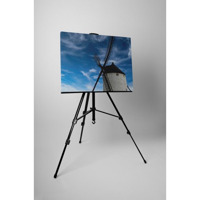 Szélmalom vihar előtt