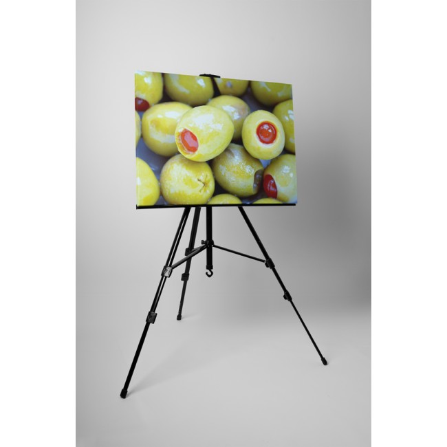 Olivabogyók zölden