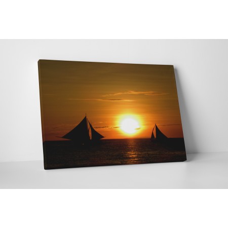 Vitorlázás a naplementében