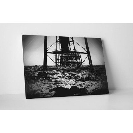 Olajfúró torony az óceánon